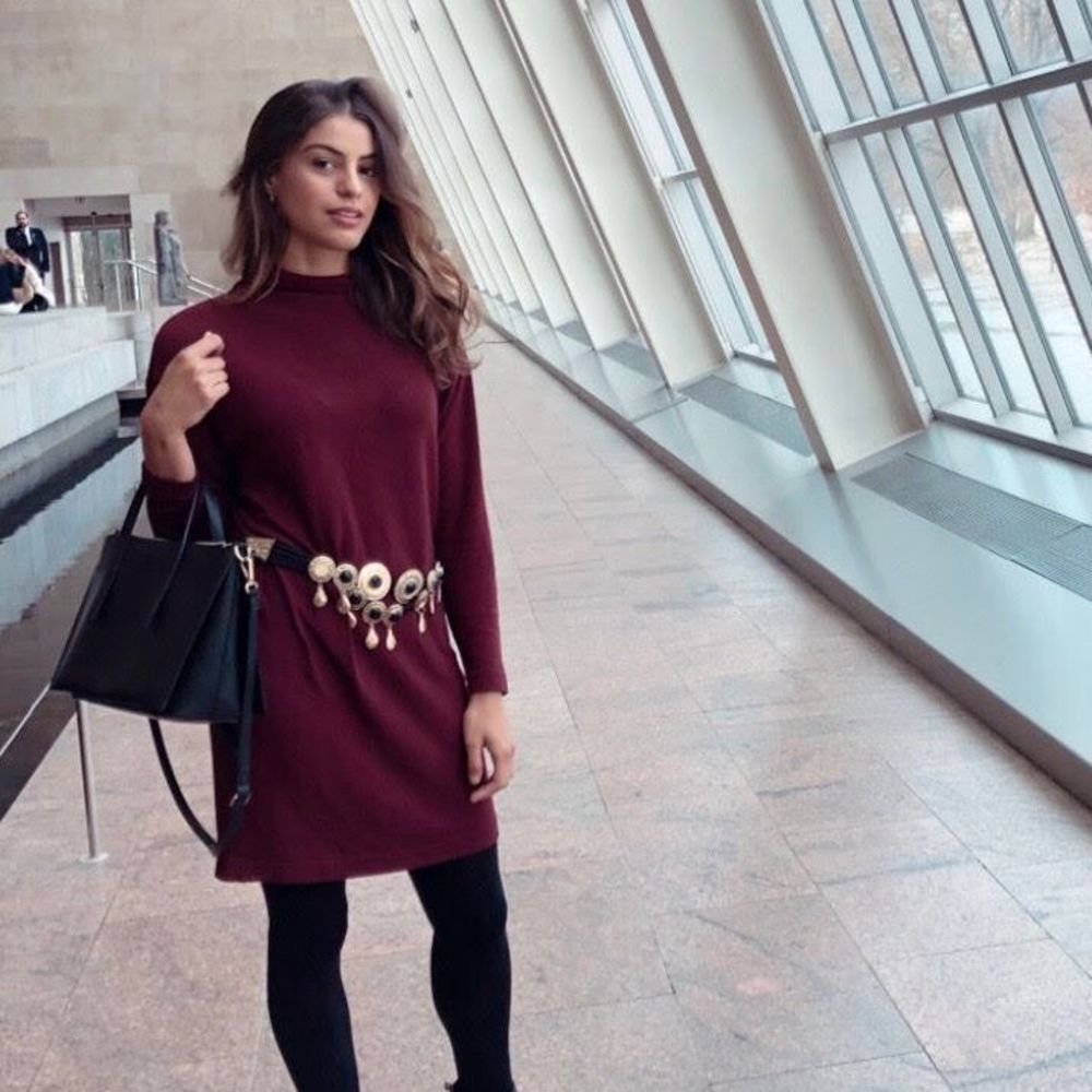 Meet your Posher, Laura